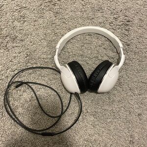 SkullCandy headphones